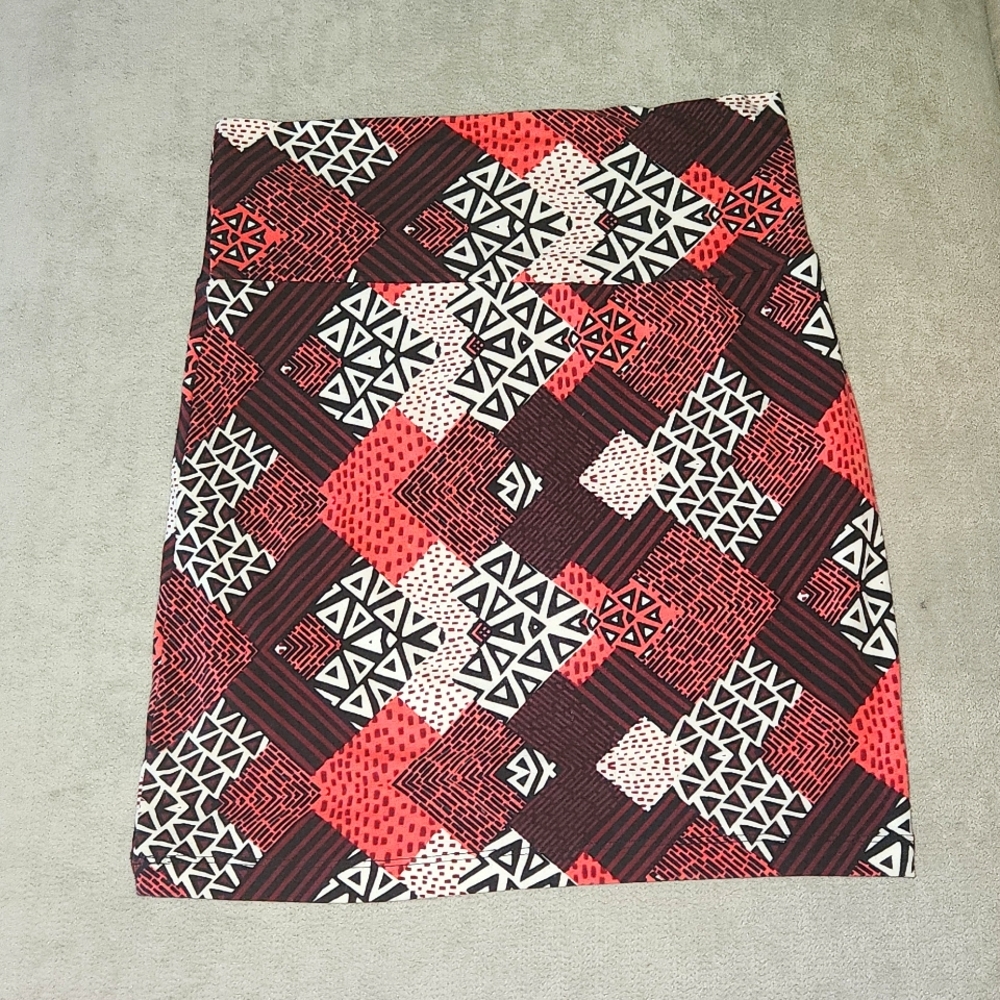 Fun Pattern Skirt - Picture 2 of 2